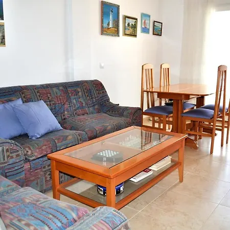 Apartment Carrer Salpa Diii, 2 Dormitorios, By Bookindenia *
