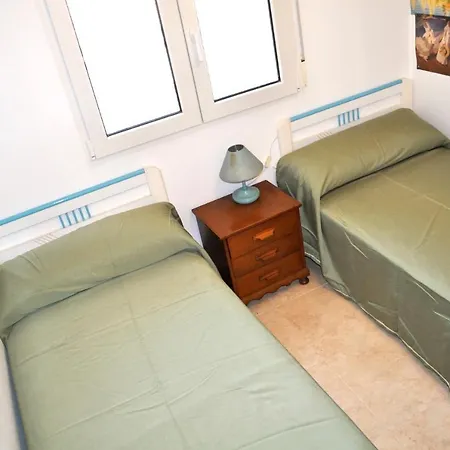 Apartment Carrer Salpa Diii, 2 Dormitorios, By Bookindenia