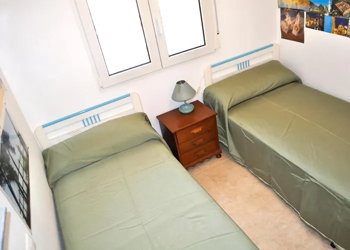 Apartment Carrer Salpa Diii, 2 Dormitorios, By Bookindenia